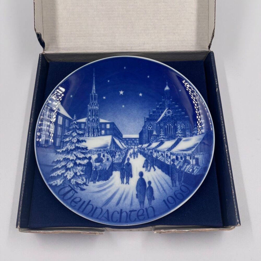 Vintage 1972 Royal Copenhagen Christmas Plate In The Desert Kaj Lange 7"